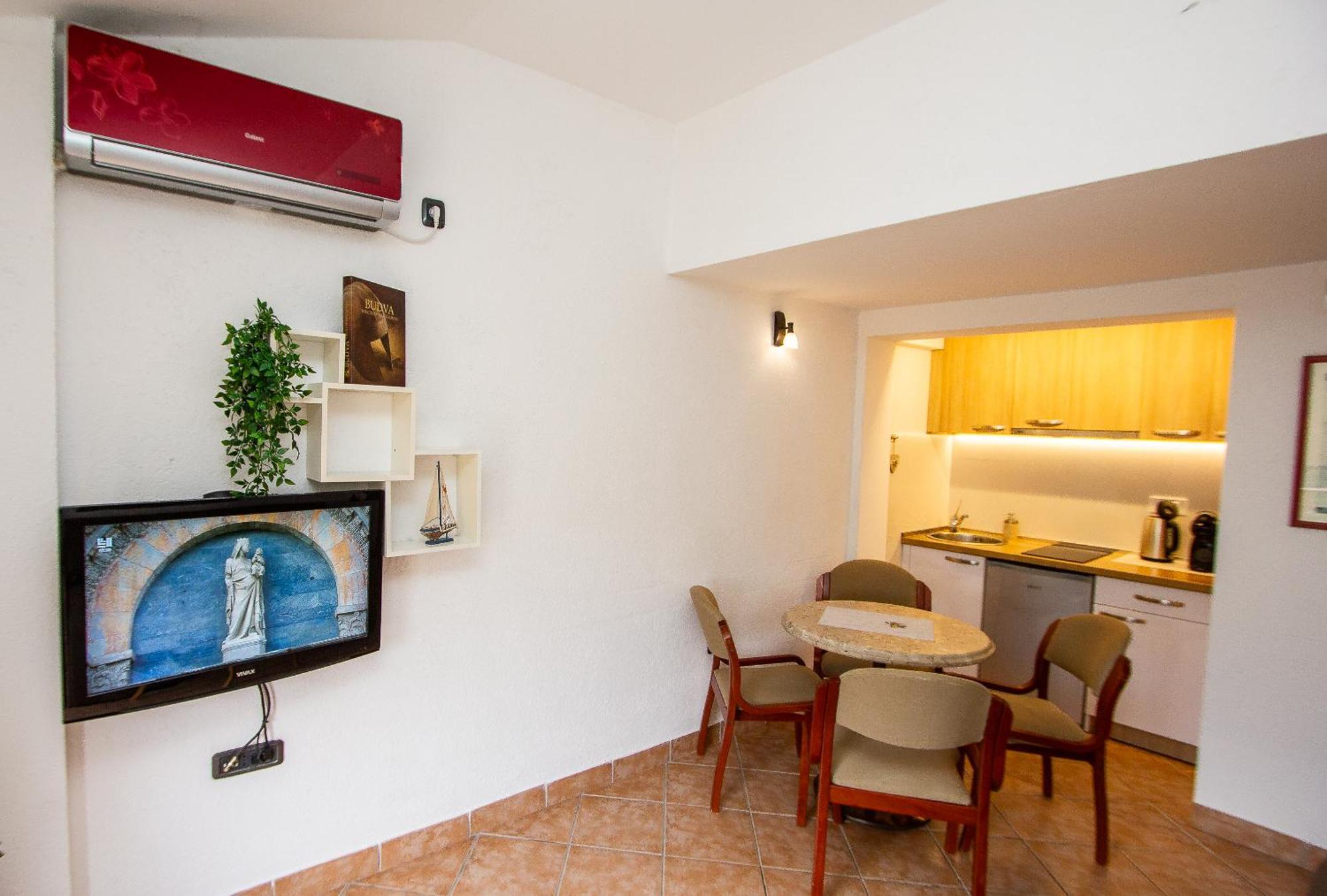 Guest House Jedro Petrovazzo Esterno foto
